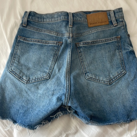 Arlo short denim forum size 26 - Picture 3 of 5